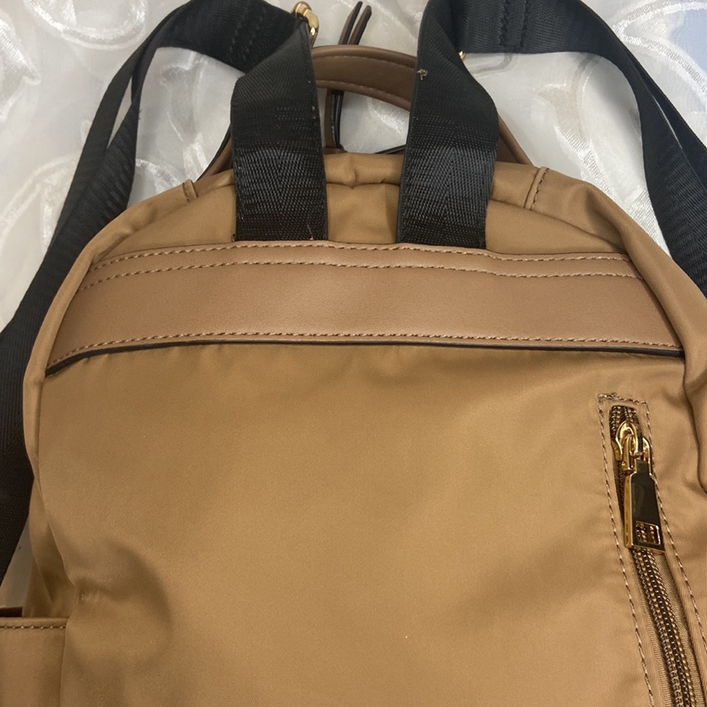 Backpack purse with goldtone hardware. Brown - Picture 5 of 8
